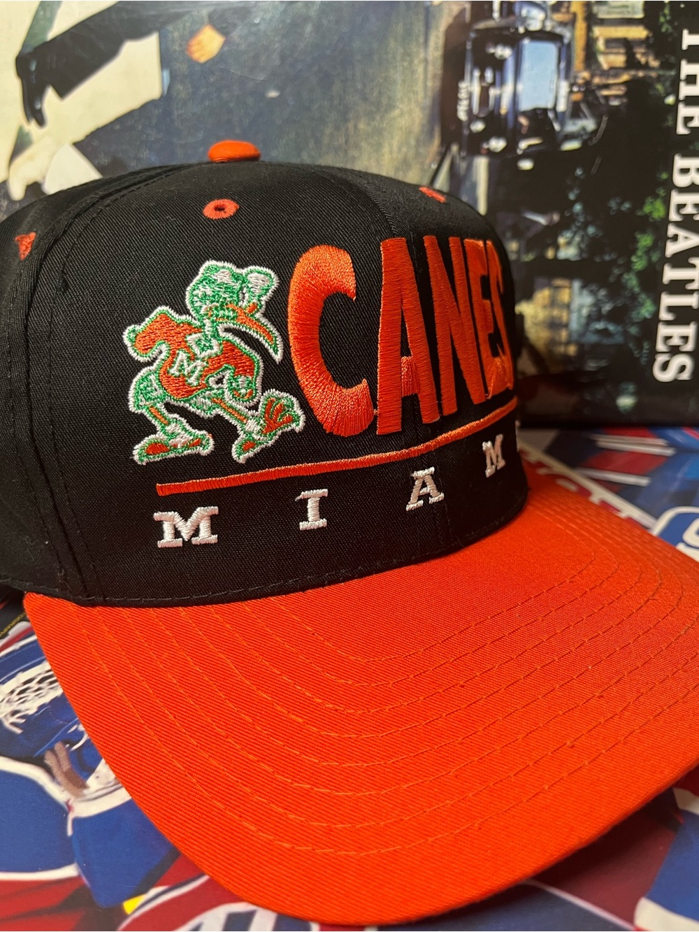 Vintage Miami hurricanes University snapback hat clutch player collegiate